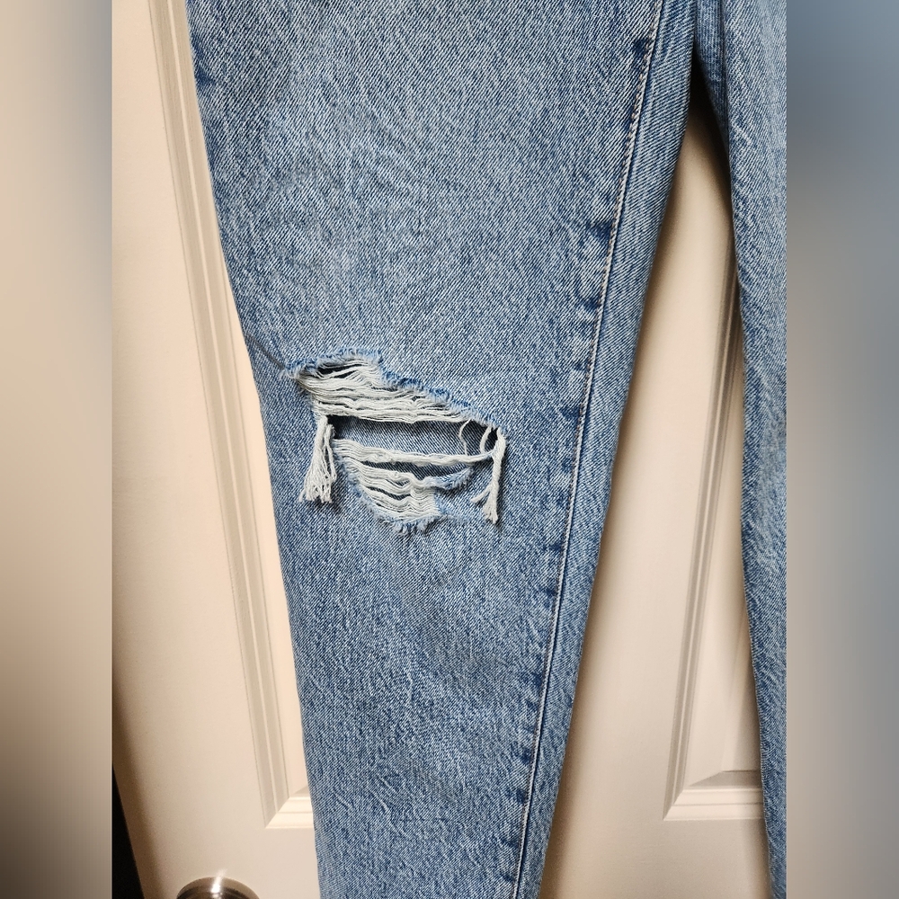 Garage Mom Jeans, Size 5/27 - Picture 3 of 6